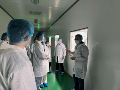 送生到崗,產教融合--生化學院校友尋訪團走訪浙江雅顏生物科技